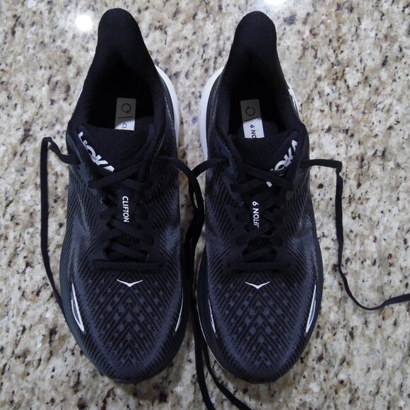 HOKA CLIFTON 9 mens size 8D main image 8